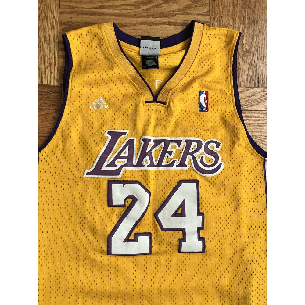 Kobe Bryant Los Angeles Lakers New NBA Adidas Swingman Gold 24 Jersey Size Large